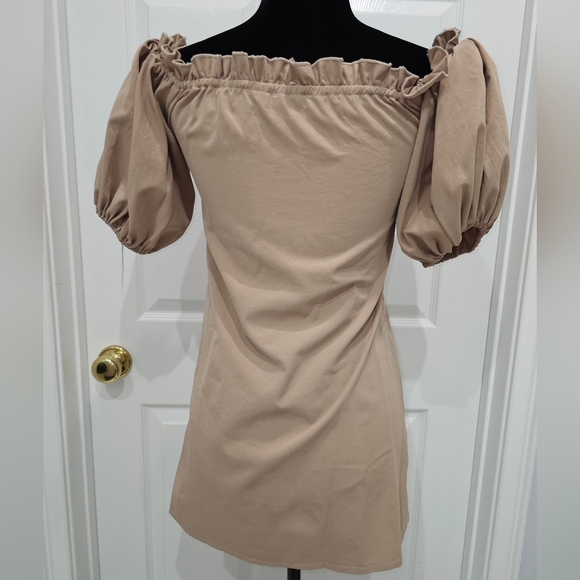 Nasty Gal, Women's Size 4, Off the shoulder Mini-dress - Picture 7 of 8